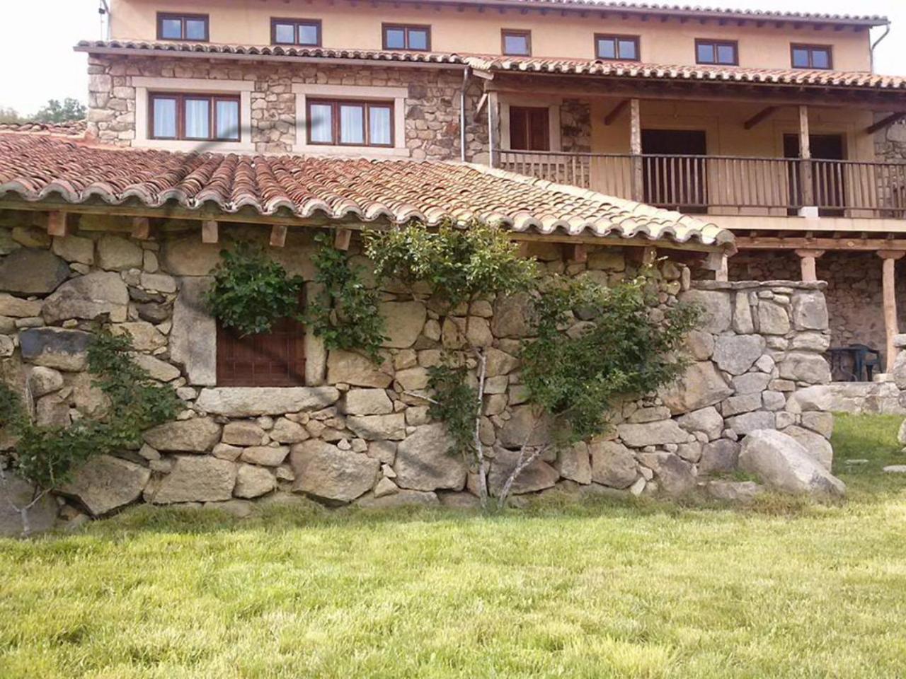 Casa Rural La Tablilla Y La Terraza Navalperal de Tormes Eksteriør bilde